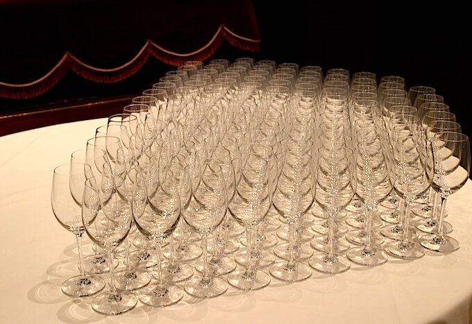 primeurs-wineglass